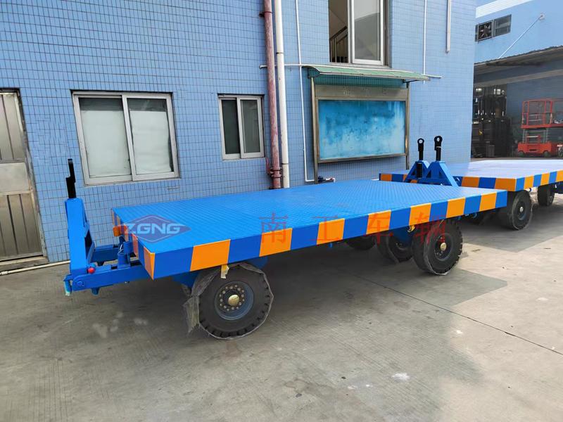 15T重型乐鱼网页版leyu登录界面-乐鱼（中国）官方双牵引全挂车