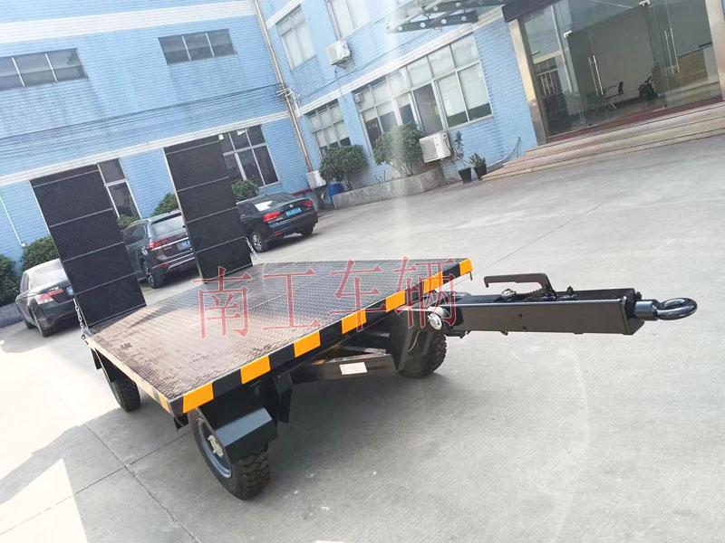 3吨带爬梯工业牵引乐鱼网页版leyu登录界面-乐鱼（中国）官方