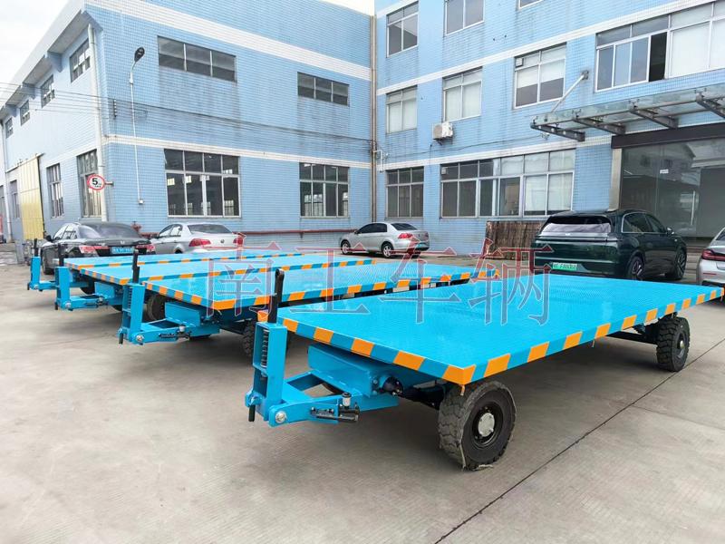 6吨乐鱼网页版leyu登录界面-乐鱼（中国）官方蓝色 带减震带刹车工具拖车