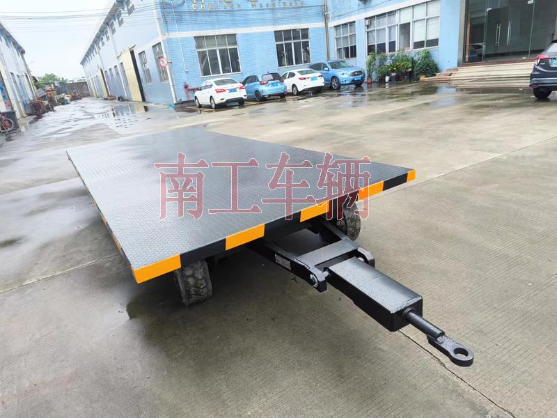 6吨牵引乐鱼网页版leyu登录界面-乐鱼（中国）官方 工业全挂拖车