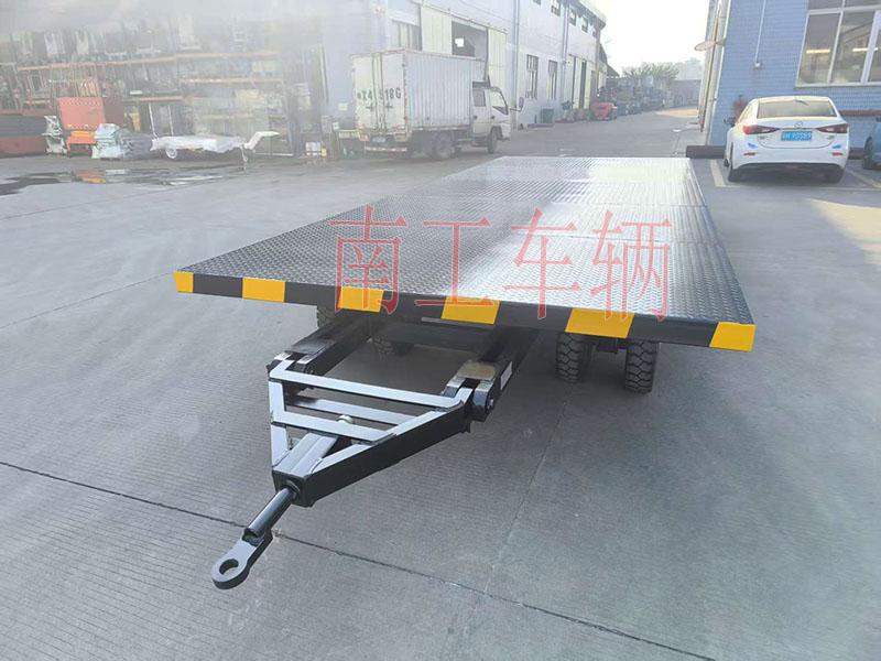 8吨牵引乐鱼网页版leyu登录界面-乐鱼（中国）官方 工业用工具拖车无动力