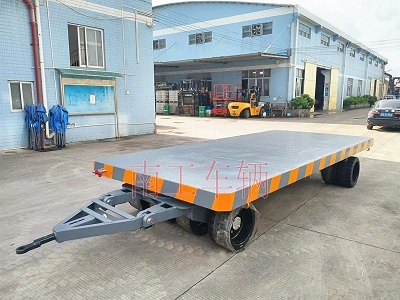 25吨重型牵引乐鱼网页版leyu登录界面-乐鱼（中国）官方6I.jpg