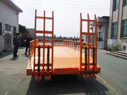 5吨带登车桥护栏型乐鱼网页版leyu登录界面-乐鱼（中国）官方5i.jpg