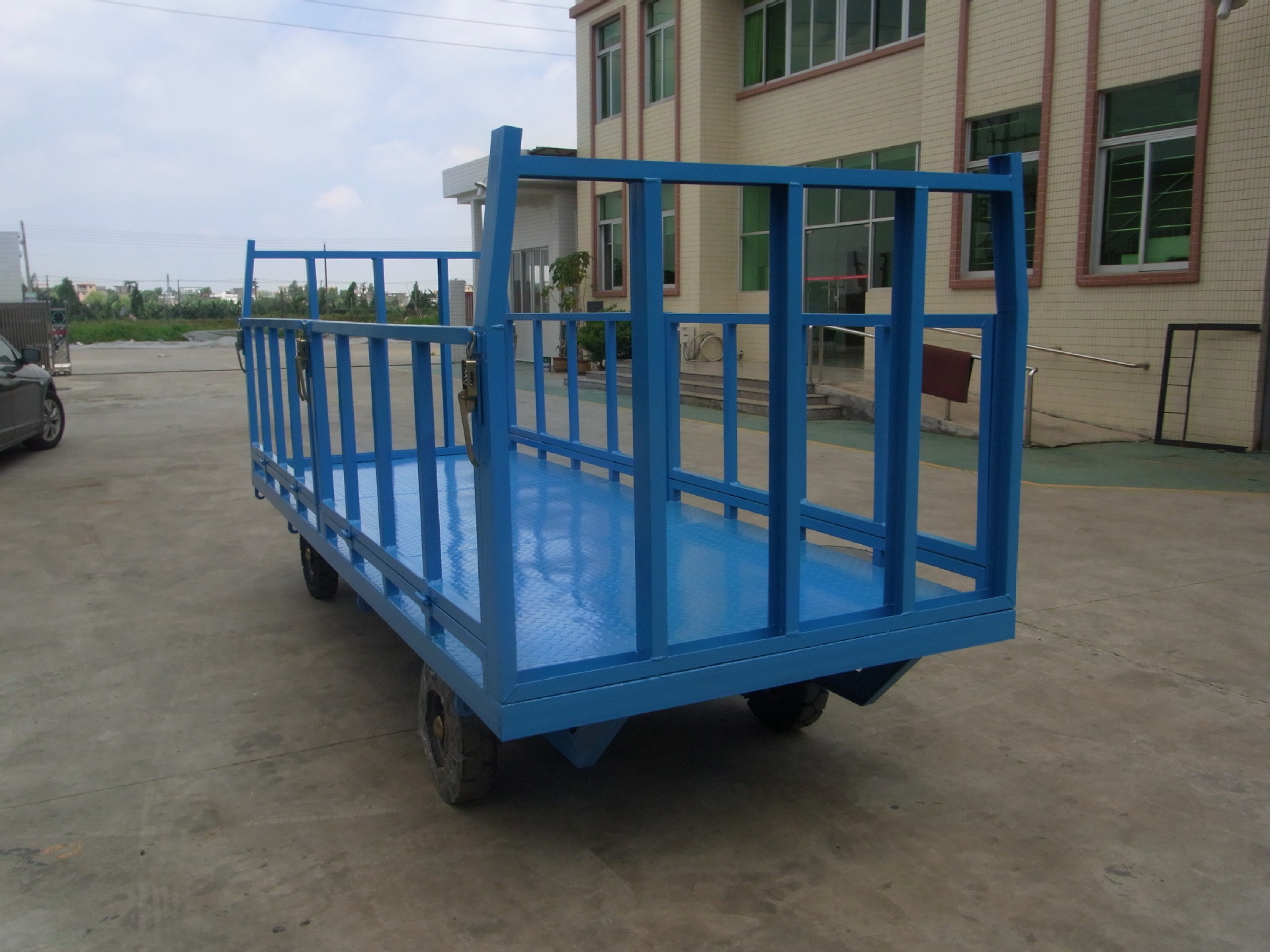 3T下翻式护栏乐鱼网页版leyu登录界面-乐鱼（中国）官方3.jpg