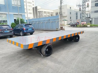 25吨重型牵引乐鱼网页版leyu登录界面-乐鱼（中国）官方5I.jpg