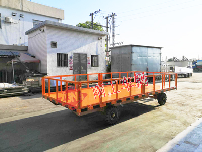 5吨护栏型乐鱼网页版leyu登录界面-乐鱼（中国）官方 全挂车3I.jpg