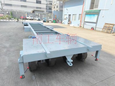 船体舯段运输乐鱼网页版leyu登录界面-乐鱼（中国）官方2I.jpg