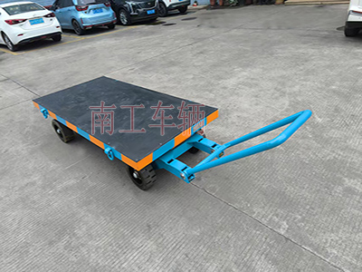 3吨小型乐鱼网页版leyu登录界面-乐鱼（中国）官方 还橡胶垫工具车I.jpg