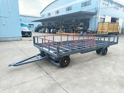 4吨骨架式乐鱼网页版leyu登录界面-乐鱼（中国）官方 带下翻护栏工具拖车3I.jpg