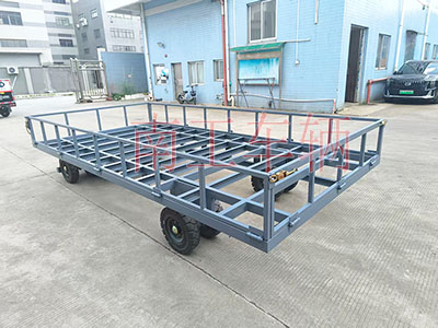 4吨骨架式乐鱼网页版leyu登录界面-乐鱼（中国）官方 带下翻护栏工具拖车2I.jpg