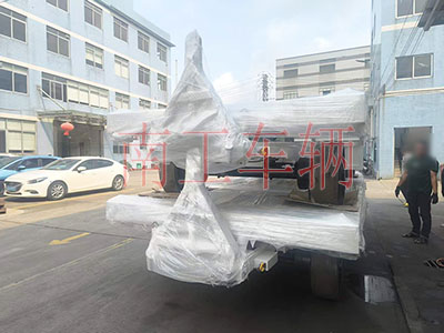 35吨双牵引重型乐鱼网页版leyu登录界面-乐鱼（中国）官方 白色1I.jpg