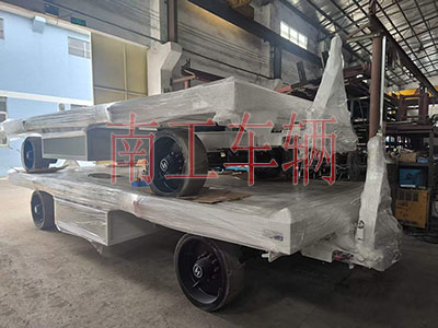 35吨双牵引重型乐鱼网页版leyu登录界面-乐鱼（中国）官方 白色2I.jpg